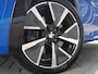 Peugeot e-208 EV GT Pack 50 kWh | Achteruitrijcamera | Dodehoek detectie | Keyless entry en start | Adaptieve cruise control | Parkeersensoren voor en achter | Regensensor