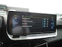 Peugeot e-2008 EV Allure 50 kWh | 3 Fase | Adaptieve cruise control | Draadloze telefoonlader | Stoelverwarming | Navigatie | Achteruitrijcamera | Lichtmetalen velgen | Apple carplay/Android auto