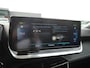 Peugeot e-2008 EV Allure 50 kWh | 3 Fase | Adaptieve cruise control | Draadloze telefoonlader | Stoelverwarming | Navigatie | Achteruitrijcamera | Lichtmetalen velgen | Apple carplay/Android auto