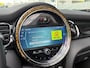 MINI Cooper Mini Cabrio 1.5 Classic / Automaat / NL-Auto / Dealer-Onderhouden / Vol-Leder / Stoelverwarming / Cruise-Control / Climate-Control / Apple-Carplay & Android-Auto / Instapverlichting / LED / Keyless / DAB Radio-Bluetooth / Navi / PDC-Achter / 16'' LMV / ENZ.