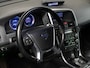 Volvo XC60 2.0T R-Design Sport (CLIMATE,CRUISE,PDC,LEDER,STOELVERWARMING,TREKHAAK,SPORTSTOELEN,LM VELGEN,NETTE STAAT)