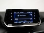 Peugeot 2008 1.2 PureTech Active Pack Sport (APPLE CARPLAY,NAVI,PDC,CLIMATE,CRUISE,LED,BLACK EDITION,SPORTSTOELEN,LM VELGEN)