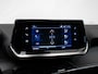 Peugeot 2008 1.2 PureTech Active Pack Sport (APPLE CARPLAY,NAVI,PDC,CLIMATE,CRUISE,LED,BLACK EDITION,SPORTSTOELEN,LM VELGEN)