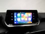 Peugeot 2008 1.2 PureTech Active Pack Sport (APPLE CARPLAY,NAVI,PDC,CLIMATE,CRUISE,LED,BLACK EDITION,SPORTSTOELEN,LM VELGEN)