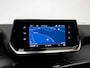 Peugeot 2008 1.2 PureTech Active Pack Sport (APPLE CARPLAY,NAVI,PDC,CLIMATE,CRUISE,LED,BLACK EDITION,SPORTSTOELEN,LM VELGEN)