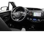Toyota Yaris 1.5 Hybrid Premium | Panoramadak | Fietsensteun | Navigatie | Keyless | Parkeersensoren voor/achter | Camera | Cruise Control | Clima | 16 inch | Premium audio | Rijstrooksensor | Bluetooth