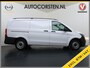 Mercedes-Benz Vito 114CDI 136pk AUT-7 L2 Lang Trekhaak Euro-6 Airco Cruise Control Bluetooth Lane Asist Pdc Betonplex Vloer Wandbetimmering Kast inbouw Achter+Geblindeerde-Raam Schuifdeur 1e Eigenaar 2.000KG Trekgewicht Nette Bus!