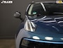 Lynk & Co 01 1.5 | Hybride | Panorama dak | Airco | Climate control | 360 camera | Stoelverwarming | Navigatie |