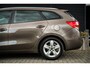 Kia Ceed Cee'd Sportswagon 1.6 GDI ComfortPlusLine Navigator | Airco | Cruise control | Camera | Navi | Lichtsensor | Metalic |