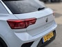 Volkswagen T-Roc 1.5 TSI Style Business Automaat Dak 1eEig NAP