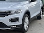 Volkswagen T-Roc 1.5 TSI Style Business Automaat Dak 1eEig NAP