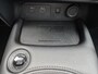 Nissan Juke 1.0 DIG-T N-Connecta Automaat / Cold Pack / Apple Carplay Android Auto / Stuur-, Stoel en Voorruitverwarming / Achteruitrijcamera / Cruise control / Keyless Entry/Start / Draadloze telefoon lader / Climate control /