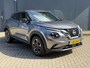 Nissan Juke 1.0 DIG-T N-Connecta Automaat / Cold Pack / Apple Carplay Android Auto / Stuur-, Stoel en Voorruitverwarming / Achteruitrijcamera / Cruise control / Keyless Entry/Start / Draadloze telefoon lader / Climate control /