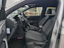 Volkswagen T-Cross 1.0 TSI Style Business R-Line DSG Automaat R-Line in en exterieur / Navigatie / Camera / 18"LM Velgen / Extra get. Glas