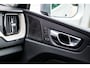 Volvo XC60 2.0 T6 Plug-in hybrid AWD Inscription | Long range | Trekhaak | Luchtvering | 360 | Head-up display | Panorama dak | Elektrisch verstelbare stoelen met memory l | BLIS | Adaptieve Cruise control |