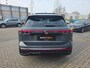 Volkswagen Tiguan 1.5 eHybrid R-line Edition| 3X UIT VOORRAAD LEVERBAAR | BLACK STYLE | Panoramadak en elektr. uitkl. trekhaak!