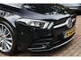 Mercedes-Benz A-klasse 200 Business Solution AMG Aut. | Panoramadak | Sfeerverlichting | Widescreen | Led Verlichting |