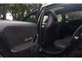 Mercedes-Benz A-klasse 200 Business Solution AMG Aut. | Panoramadak | Sfeerverlichting | Widescreen | Led Verlichting |
