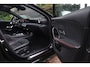 Mercedes-Benz A-klasse 200 Business Solution AMG Aut. | Panoramadak | Sfeerverlichting | Widescreen | Led Verlichting |