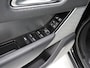 Land Rover Range Rover Velar 3.0 V6 AWD 300PK | NL Auto | Panoramadak | Luchtvering | 360 | Trekhaak | Meridian | Keyless | Carplay