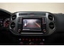Volkswagen Tiguan 1.4 TSI Aut. R-Line Lounge [ Panoramadak Navi Camera Stoelverwarming ]