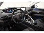 Peugeot 5008 1.2 Allure 7 Persoons [ Panoramadak Navi Trekhaak Half-leder Apple / Android Camera ]