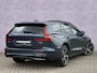 Volvo V60 2.0 T6 Plug-in hybrid AWD Ultra Dark | Panoramadak | Head Up Display | Donker Glas | Sportstoelen | Power Seats | Harman Kardon |