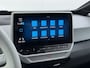 Volkswagen ID.3 First Plus 62kWh Navi-Pro Camera Matrix-Led/Dynamisch Adap.Cruise 19" Apple Carplay Android SOH 92% Ecc Pdc Stoel+Stuurverwarming Lmv Keyless advanced Zwarte-Hemel Wifi DAB Regen-Lichtsensor Isofix Zeer complete 1st Plus!