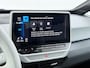 Volkswagen ID.3 First Plus 62kWh Navi-Pro Camera Matrix-Led/Dynamisch Adap.Cruise 19" Apple Carplay Android SOH 92% Ecc Pdc Stoel+Stuurverwarming Lmv Keyless advanced Zwarte-Hemel Wifi DAB Regen-Lichtsensor Isofix Zeer complete 1st Plus!