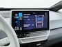 Volkswagen ID.3 First Plus 62kWh Navi-Pro Camera Matrix-Led/Dynamisch Adap.Cruise 19" Apple Carplay Android SOH 92% Ecc Pdc Stoel+Stuurverwarming Lmv Keyless advanced Zwarte-Hemel Wifi DAB Regen-Lichtsensor Isofix Zeer complete 1st Plus!