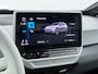 Volkswagen ID.3 First Plus 62kWh Navi-Pro Camera Matrix-Led/Dynamisch Adap.Cruise 19" Apple Carplay Android SOH 92% Ecc Pdc Stoel+Stuurverwarming Lmv Keyless advanced Zwarte-Hemel Wifi DAB Regen-Lichtsensor Isofix Zeer complete 1st Plus!
