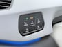 Volkswagen ID.3 First Plus 62kWh Navi-Pro Camera Matrix-Led/Dynamisch Adap.Cruise 19" Apple Carplay Android SOH 92% Ecc Pdc Stoel+Stuurverwarming Lmv Keyless advanced Zwarte-Hemel Wifi DAB Regen-Lichtsensor Isofix Zeer complete 1st Plus!