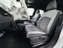 Volkswagen ID.3 First Plus 62kWh Navi-Pro Camera Matrix-Led/Dynamisch Adap.Cruise 19" Apple Carplay Android SOH 92% Ecc Pdc Stoel+Stuurverwarming Lmv Keyless advanced Zwarte-Hemel Wifi DAB Regen-Lichtsensor Isofix Zeer complete 1st Plus!
