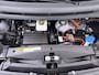 Volkswagen Multivan Bulli 218PK eHybrid AUT-6 Pano-Dak Navi 3-Zone Ecc Cruise Control Camera Trekhaak Apple Carplay Android Pdc Stoelverwarming Life Business 2+2+2 Premium Zitopstelling Keyless Lmv 19" Easy Open Pack Privacy Glas Elek.Achterklep Led Origineel Nederlandse Bus Dealeronderhouden 1.600kg trekvermogen