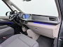 Volkswagen Multivan Bulli 218PK eHybrid AUT-6 Pano-Dak Navi 3-Zone Ecc Cruise Control Camera Trekhaak Apple Carplay Android Pdc Stoelverwarming Life Business 2+2+2 Premium Zitopstelling Keyless Lmv 19" Easy Open Pack Privacy Glas Elek.Achterklep Led Origineel Nederlandse Bus Dealeronderhouden 1.600kg trekvermogen