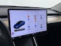 Tesla Model 3 SR+ 325PK LFP-Accu (dus altijd 100% laden) AutoPilot Leer Pano-Dak Adaptive Cruise Lmv 18" Camera's Elektr.-Stuur+Stoelen+Spiegels+Geheugen+Easy-Entry+Verwarmde stoelen Park assistent Pdc WIFI Ecc Lane-Assist Speed-Assist Ecc Navi Led DAB Voorverwarmen interieur via App Keyless One-Pedal-Drive 1e Eigenaar Origineel Nederlandse Auto LFP accu dus 100% opladen!
