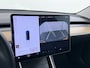 Tesla Model 3 SR+ 325PK LFP-Accu (dus altijd 100% laden) AutoPilot Leer Pano-Dak Adaptive Cruise Lmv 18" Camera's Elektr.-Stuur+Stoelen+Spiegels+Geheugen+Easy-Entry+Verwarmde stoelen Park assistent Pdc WIFI Ecc Lane-Assist Speed-Assist Ecc Navi Led DAB Voorverwarmen interieur via App Keyless One-Pedal-Drive 1e Eigenaar Origineel Nederlandse Auto LFP accu dus 100% opladen!