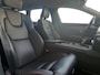 Volvo V90 2.0 T4 Momentum | Stoel en stuurverwarming | Elektrisch bedienbare voorstoelen | Camera | Lederen bekleding | Navigatie | Parkeersensoren voor en achter | Elektrische achterklep |