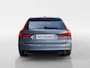 Volvo V90 2.0 T4 Momentum | Stoel en stuurverwarming | Elektrisch bedienbare voorstoelen | Camera | Lederen bekleding | Navigatie | Parkeersensoren voor en achter | Elektrische achterklep |