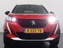 Peugeot e-2008 EV GT 50kWh Pano-Dak 360°Camera 3-fase 18" 1/2 Leer/Alcantara Adaptive-Cruise 3D-Navi ParkAssist PDC-a+v Ecc Stoelverwarming Apple Carplay Android SOH 91% Keyless Led LmvPrivacy Glas BlindSpot Assist Lane Assist Isofix DAB+ Regen-Lichtsensor Dealeronderhouden € 40.000 nieuw!