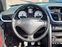 Peugeot 207 CC 1.6-16V T Sport | nieuwe apk | ziet er leuk uit rijd en schakelt goed | goedkoop cabrio rijden