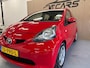 Toyota Aygo 1.0-12V | Nieuwe APK | Airco | LM Velgen | Radio met aux | Lage KM Stand | Nette auto |