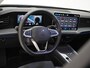 Volkswagen Passat Variant 1.5 eHybrid 204PK | Leder/Alcantara | Massage | Trekhaak | HUD | Camera | Adaptive Cruise | Sfeerlicht | Carplay