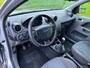 Ford Fiesta 1.25-16V Core 5-Drs Stuurbekrachtiging Audio/CD Electric pakket ABS EBD 2 x airbag Colorpakket Dealeronderhoud Nw Apk!