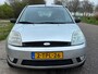 Ford Fiesta 1.25-16V Core 5-Drs Stuurbekrachtiging Audio/CD Electric pakket ABS EBD 2 x airbag Colorpakket Dealeronderhoud Nw Apk!