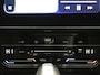Volkswagen Passat Variant 2.0 TDI Business Aut. / Camera / Trekhaak / UNIEKE KM.STAND / Origineel NL