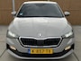 Skoda Scala 1.0 TSI Sport Business Automaat | Trekhaak uitklapbaar | Steel Grey | Achteruitrijcamera | Stoelverwarming | LED verlichting | Climate & cruise control | Keyless start | Regensensor | Parkeersensoren achter