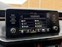 Skoda Scala 1.0 TSI Sport Business Automaat | Trekhaak uitklapbaar | Steel Grey | Achteruitrijcamera | Stoelverwarming | LED verlichting | Climate & cruise control | Keyless start | Regensensor | Parkeersensoren achter