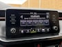 Skoda Scala 1.0 TSI Sport Business Automaat | Trekhaak uitklapbaar | Steel Grey | Achteruitrijcamera | Stoelverwarming | LED verlichting | Climate & cruise control | Keyless start | Regensensor | Parkeersensoren achter