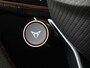 CUPRA Leon Sportstourer 1.5 TSI e-Hybrid Business | SoH 99% | Trekhaak | Dodehoek detectie | Kuipstoelen | Parkeerassistent | Stoel- en stuurwielverwarming | Keyless | Navigatie |